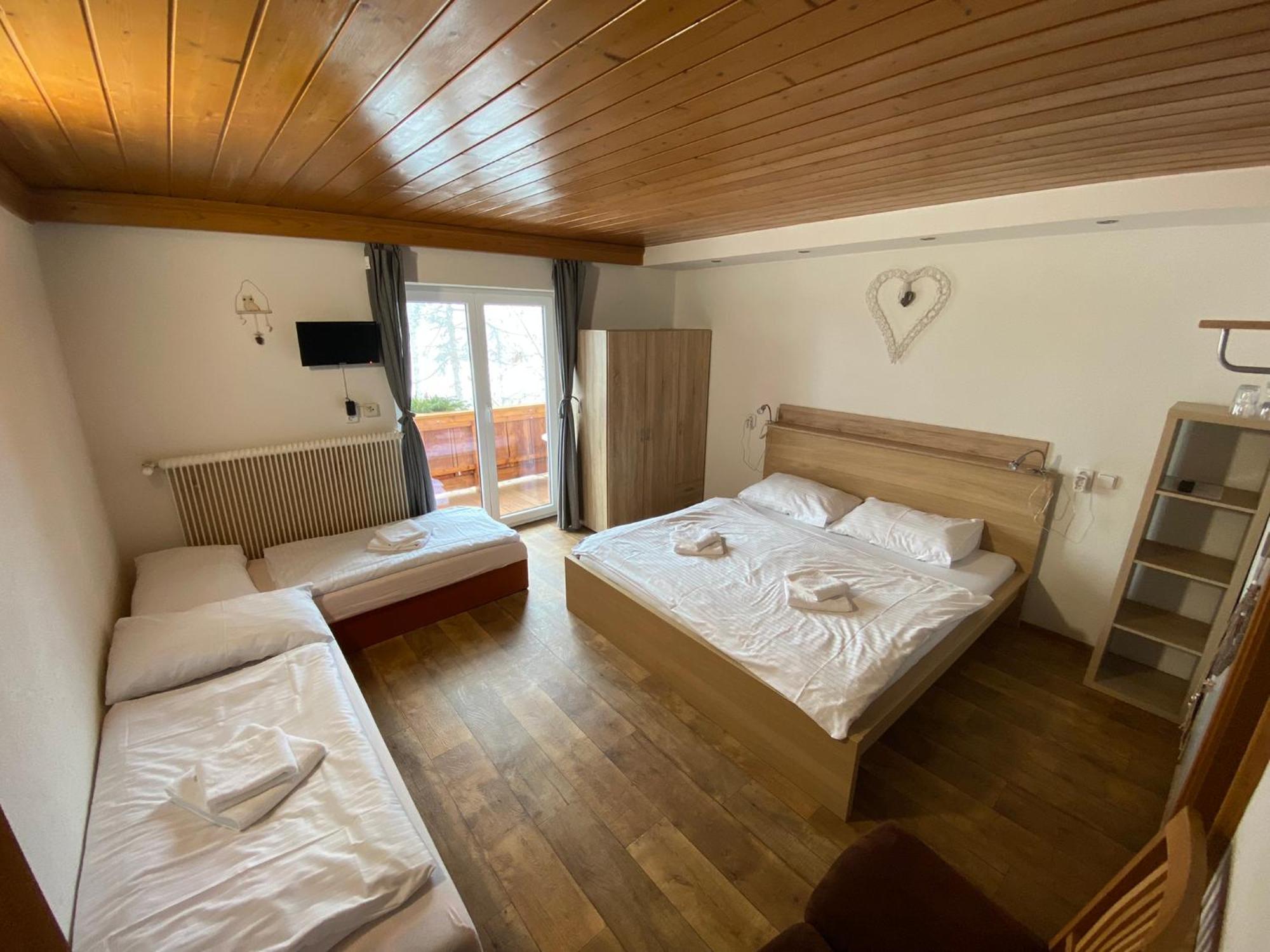 Pension Tyrol Maria Alm am Steinernen Meer Exterior photo