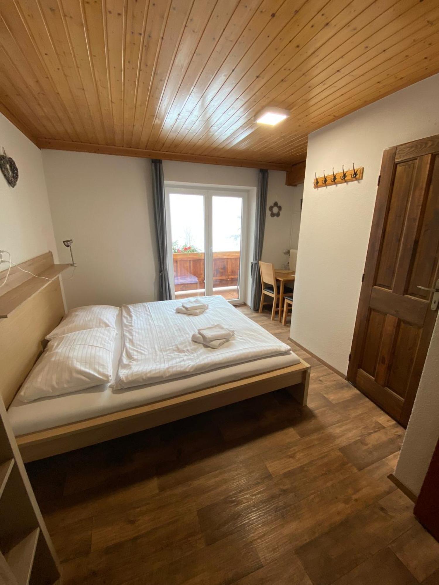 Pension Tyrol Maria Alm am Steinernen Meer Exterior photo